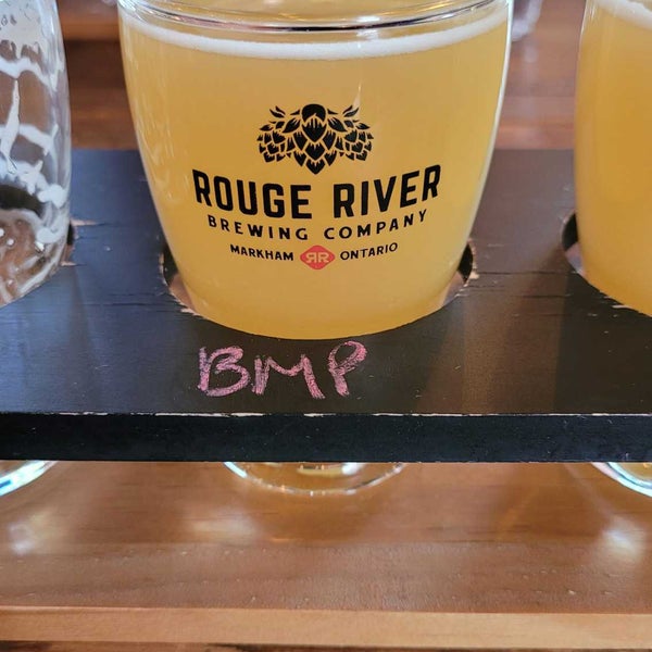 Снимок сделан в Rouge River Brewing Company пользователем Mike B. 8/13/2022