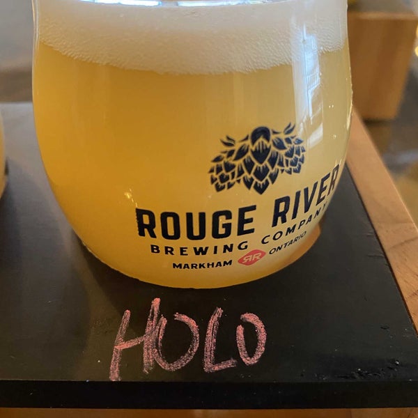 Das Foto wurde bei Rouge River Brewing Company von Mike B. am 3/5/2022 aufgenommen