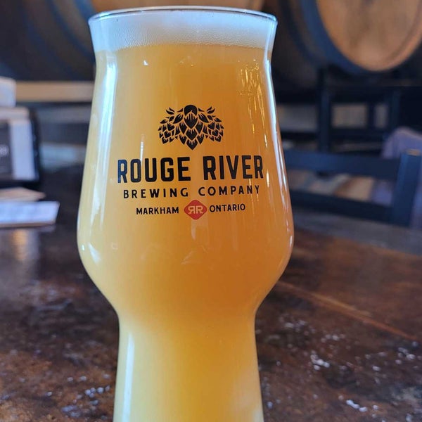 Das Foto wurde bei Rouge River Brewing Company von Mike B. am 4/9/2022 aufgenommen