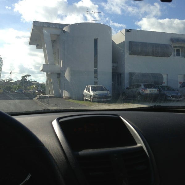 UFR de Médecine UAG (Fermé maintenant) Faculté de Médecine à Pointe