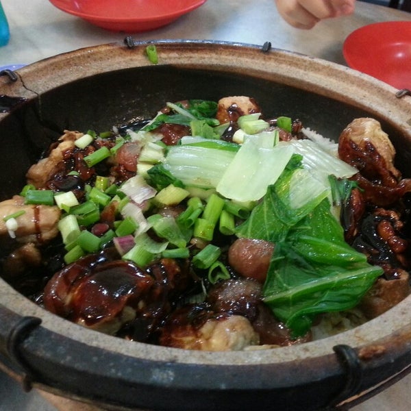 世纪砂锅鸡饭 - Asian Restaurant
