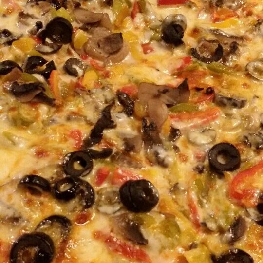 Снимок сделан в PepperJam Gourmet Pizza пользователем Emrah S. 10/30/2015