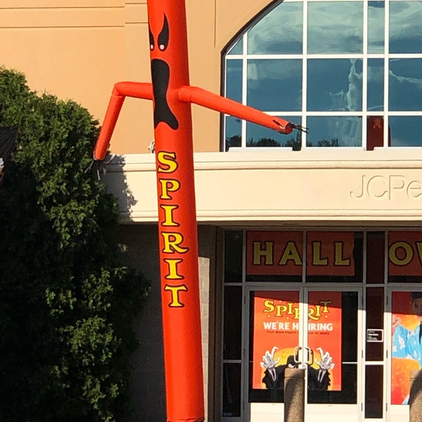 Spirit Halloween Pittsburgh Mills 2022 Spirit Halloween Miscellaneous Shop