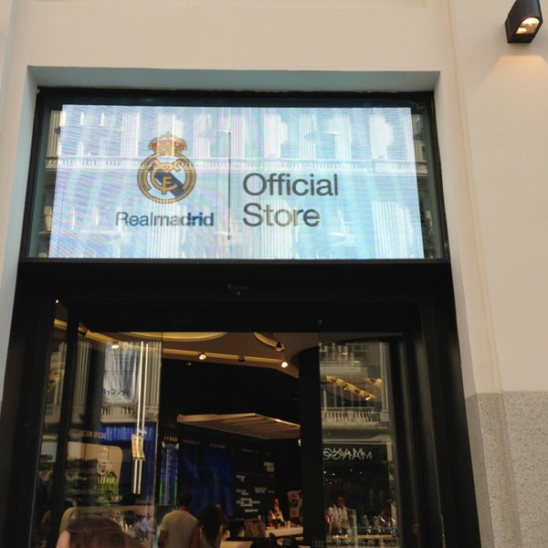 Real Madrid Official Store - Gran Vía - 31 Gran Vía