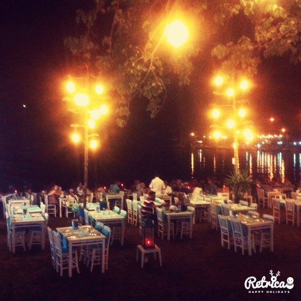 9/18/2015 tarihinde Hatice A.ziyaretçi tarafından JustDatça Beach &amp; Bistro'de çekilen fotoğraf