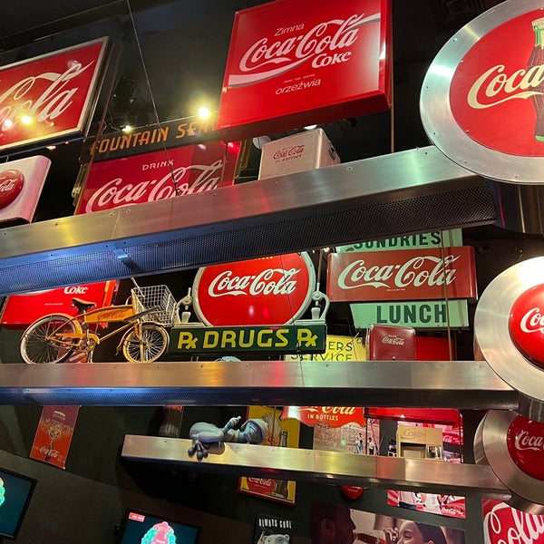 Photo taken at World of Coca-Cola by Sangho N. on 12/29/2023