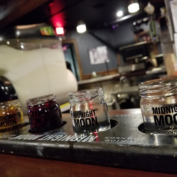 Dirty Oscar's Annex (D.O.A.) Pub in North End