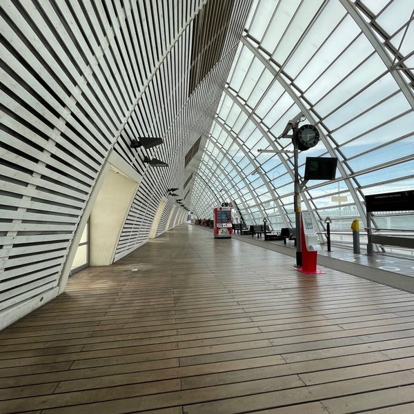 Photo taken at Avignon TGV Railway Station by Mathieu B. on 5/26/2021