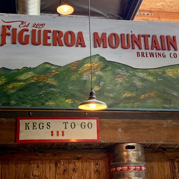 Снимок сделан в Figueroa Mountain Brewing Company пользователем Denton B. 5/20/2019