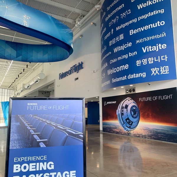 Foto diambil di Future of Flight Aviation Center &amp; Boeing Tour oleh Shirley C. pada 4/16/2022
