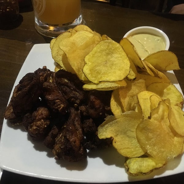 Foto tirada no(a) Barranco Beer Company por Fernando P. em 3/21/2018