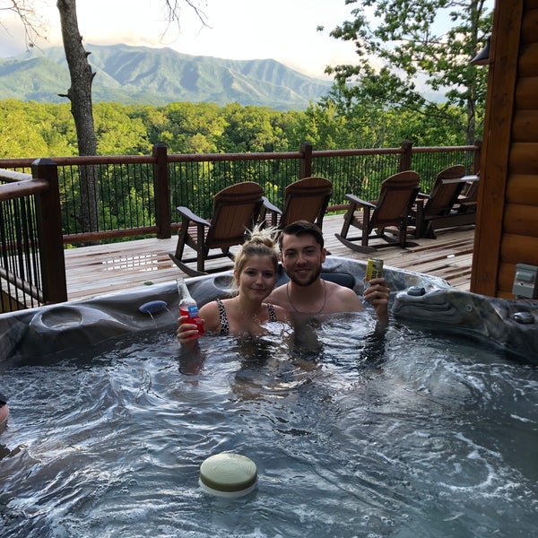 Floor'd by the view Hot tub