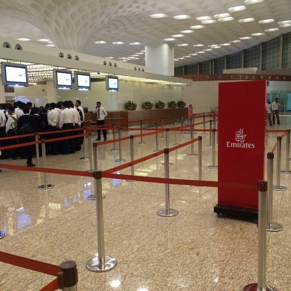 Emirates checkin counter Airport Service in Airport