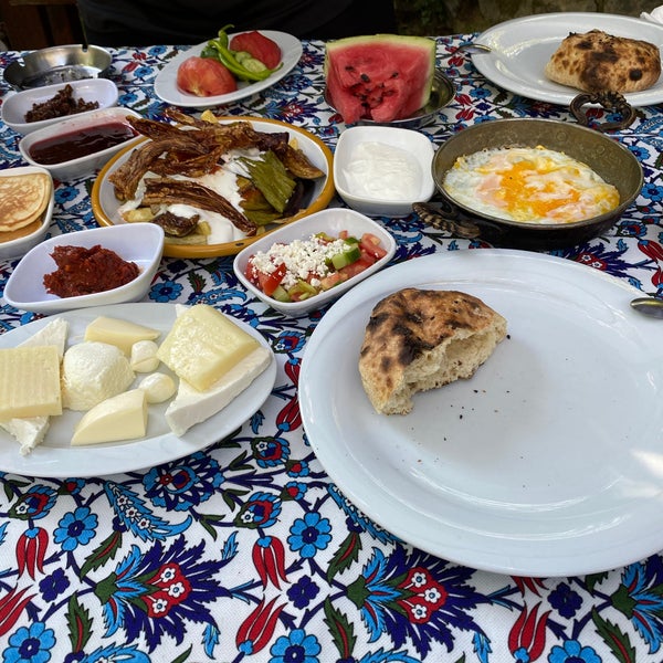 Foto scattata a Andız Köy Sofrası da Murat🎭 Ö. il 7/29/2020