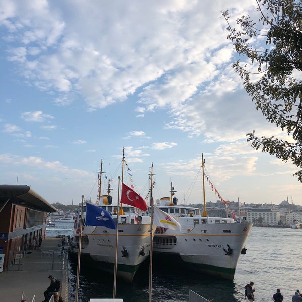 Foto scattata a Mare Karaköy da Serpil🍃🌹🍃 M. il 10/28/2019