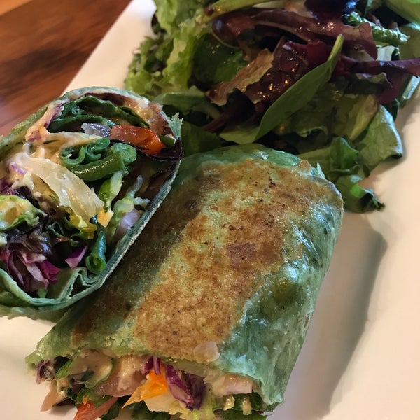 They don't have many vegan options on the menu, but what they do offer is superb! Try the hummus wrap with the side salad! Terrific!