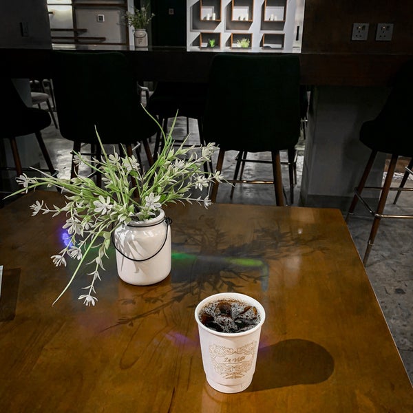 Foto tirada no(a) LaVista Caffe por Emad 📸 em 3/14/2023