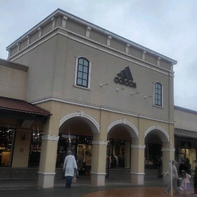 Fotos Em アディダス ロックポート ファクトリーアウトレット あみ 阿見町 茨城県