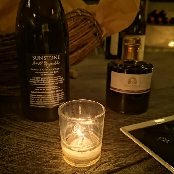Снимок сделан в Sunstone Vineyards &amp; Winery пользователем Dora F. 6/15/2019