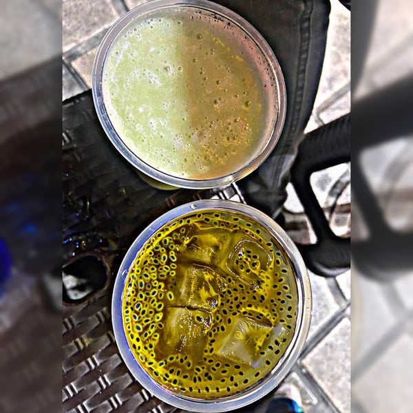 Haft Cheshmeh Ice Cream and Juice Bar بستنی و آبمیوه هفت چشمه Ice