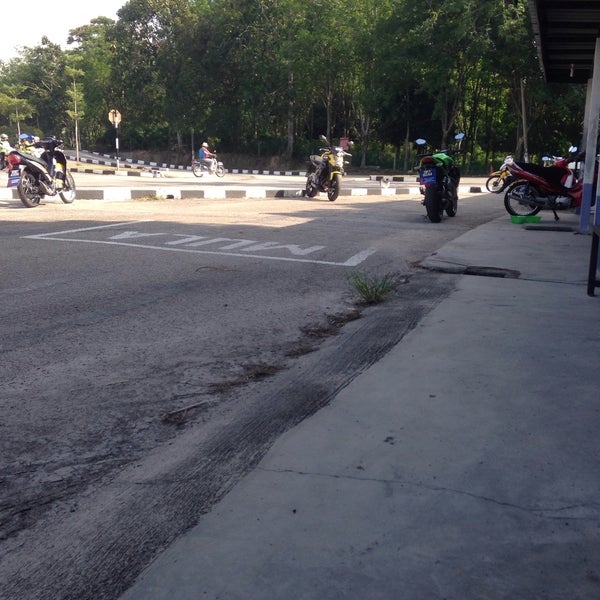 Fotos En Pusat Latihan Memandu Cemerlang Sdn Bhd 21 Tips