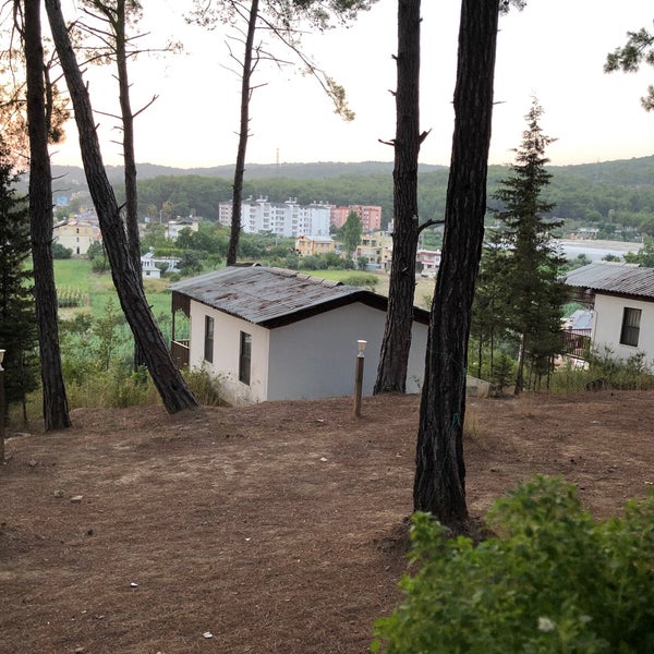 Foto diambil di İncekum Orman Kampı oleh Utku A. pada 7/28/2023