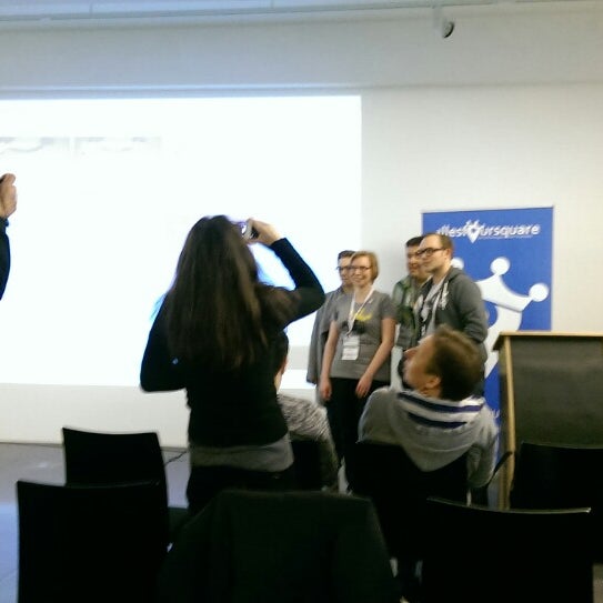 Photo taken at 4sqcampV2 - Das #Geolocation und #Gamification Barcamp by Micha El G. on 1/26/2014