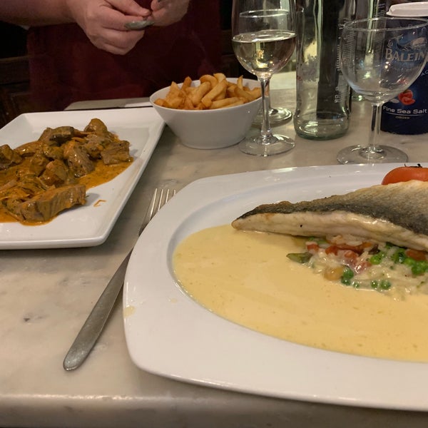 Foto diambil di Restaurant de l&#39;Ogenblik oleh Wiebe W. pada 4/19/2019