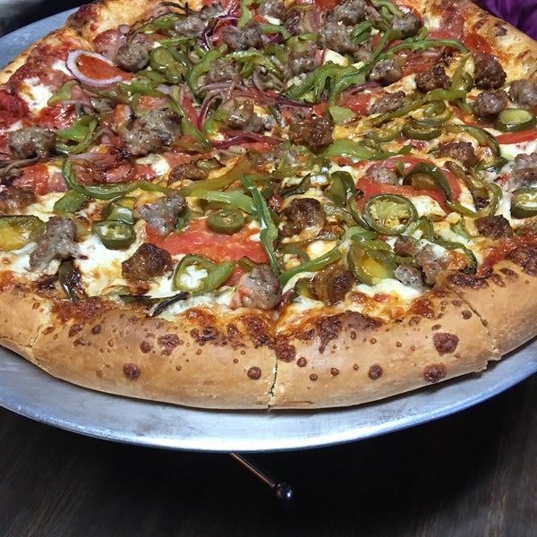 JJ's Pie Co. Pizzeria in Reno