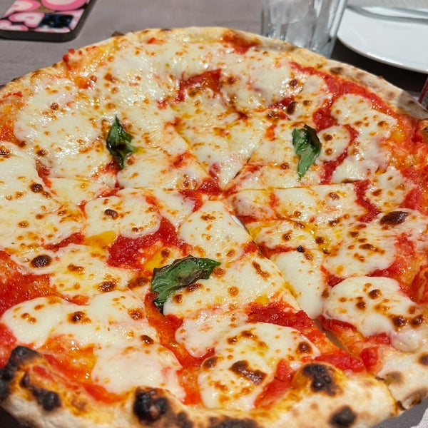 Снимок сделан в Pizza il Mio пользователем H 9/21/2022