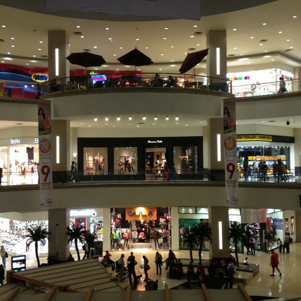 La Gran Plaza Fashion Mall Don Bosco Vallarta Zapopan, Jalisco La Gran Plaza Fashion Mall Don Bosco Vallarta Zapopan, Jalisco