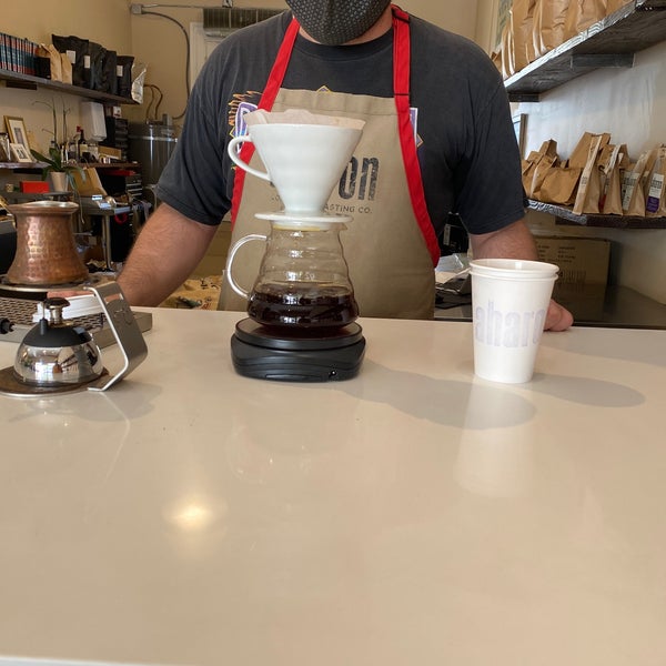 Foto diambil di Aharon Coffee &amp; Roasting Co. oleh Faris pada 8/7/2020