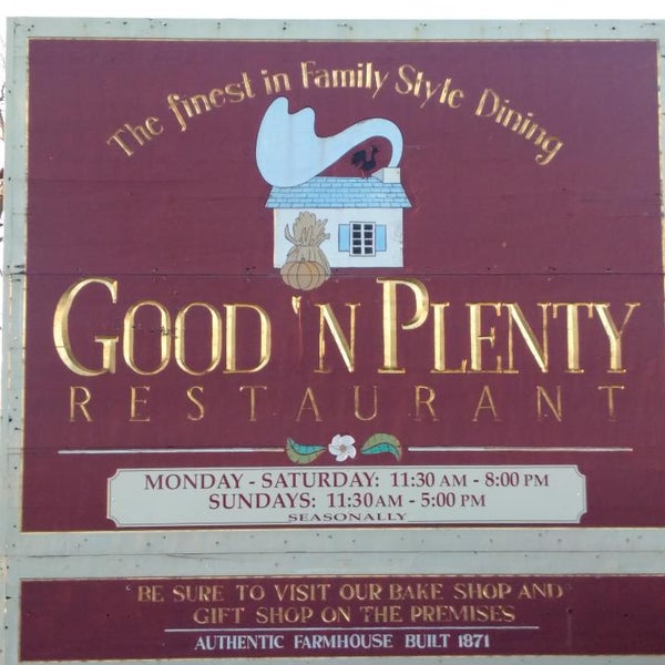2/20/2016 tarihinde Gary H.ziyaretçi tarafından Good &#39;N Plenty Restaurant'de çekilen fotoğraf