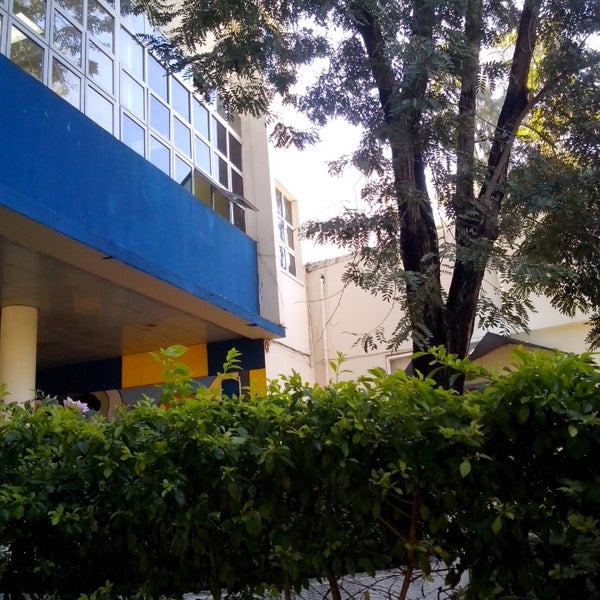 Photo taken at Facultad de Ingeniería y Arquitectura (UASD) by Phamely Arlette C. on 4/23/2015
