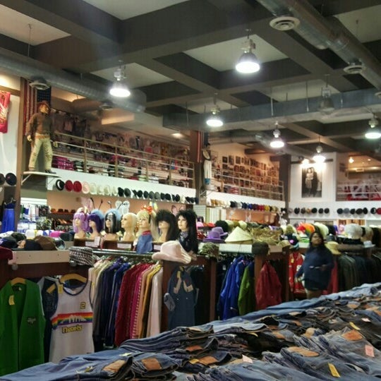 Photos At Iguana Vintage Clothing 7 Tips