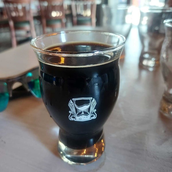 Photo taken at Hourglass Brewing at Hourglass District by Jeremy L. on 3/4/2022