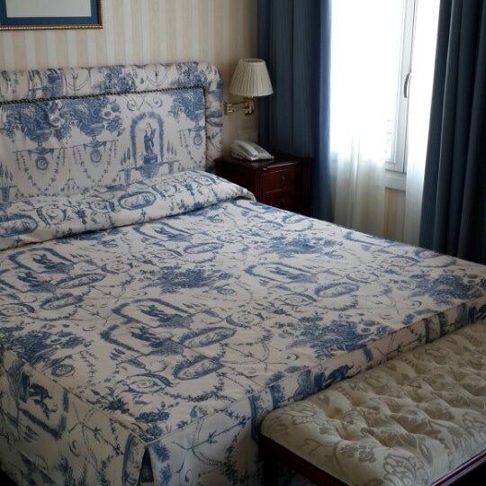 Das Foto wurde bei Hotel Ada Palace von Катерина В. am 9/20/2013 aufgenommen
