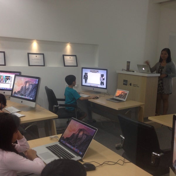 Power Mac Center Electronics Store in Cebu City