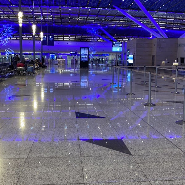 12/18/2021 tarihinde Mohziyaretçi tarafından King Abdulaziz International Airport (JED)'de çekilen fotoğraf
