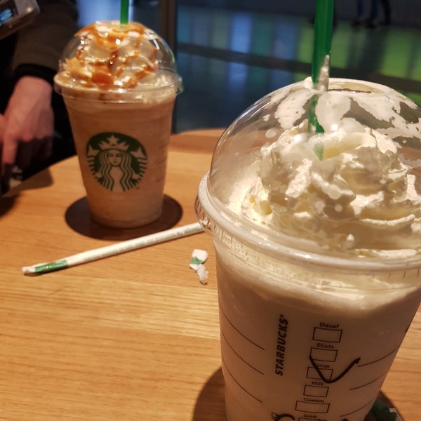 Photo prise au Starbucks par Zandro W. le5/14/2019