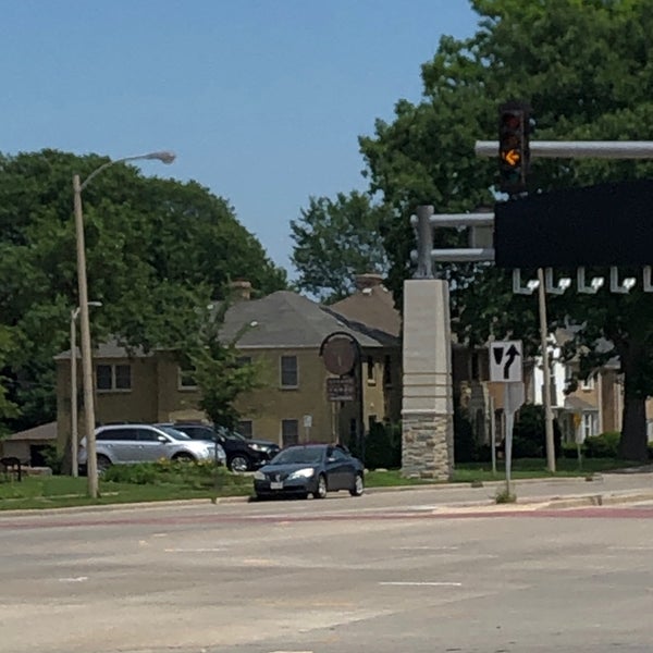 Wauwatosa Dog Park Wauwatosa'da Köpek Parkı