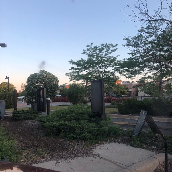 Ellie Nails And Spa Nail Salon in Bay View