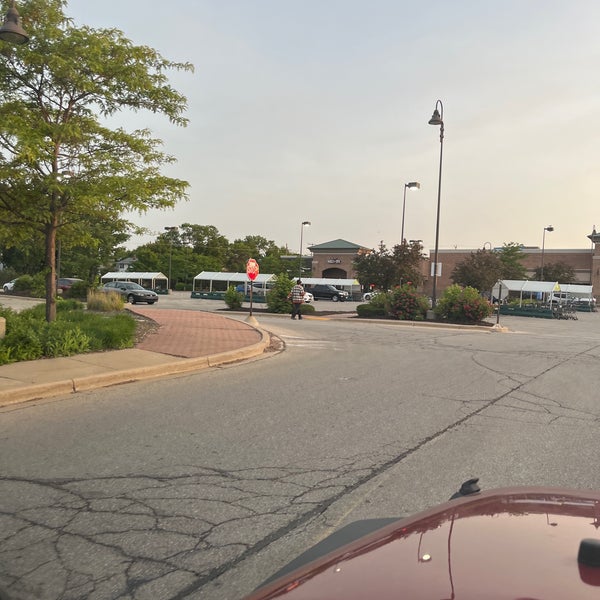 Ellie Nails And Spa Nail Salon in Bay View