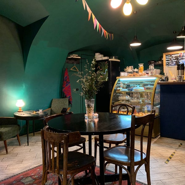 Le Moniteur, coffee shop, Russia, Saint Petersburg, Kadetskaya liniya, 31 - Yand