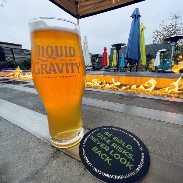 Foto tirada no(a) Liquid Gravity Brewing Company por Shawn A. em 12/23/2021