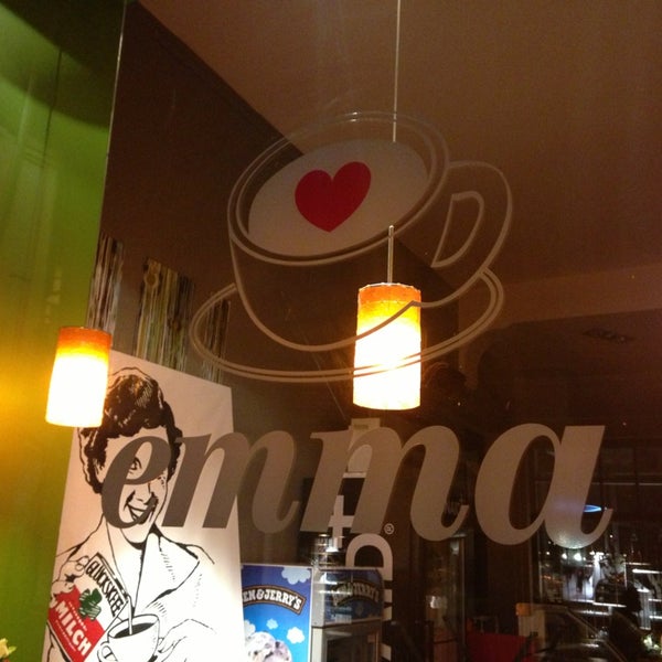7/14/2013에 Sebastian K.님이 emma Café-Bar에서 찍은 사진