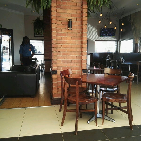Hogshead Restaurant Douglasdale Village Shopping Centre