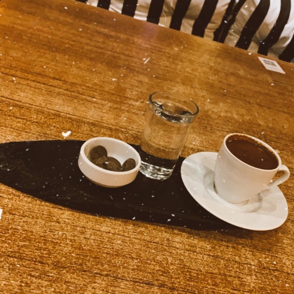 Foto tirada no(a) Papyon Cafe por Tuğba Y. em 6/29/2020