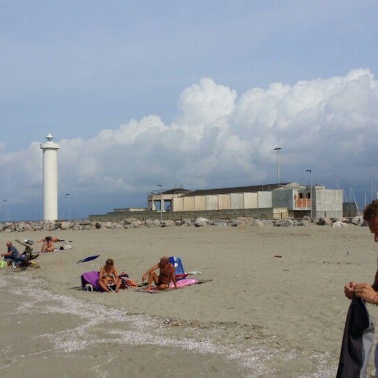 Photos At Spiaggia Libera Darsena Viareggio Toscana