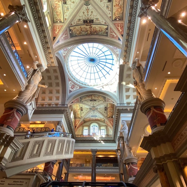 The Forum Shops at Ceasars Palace Las Vegas, NV : r/OutdoorIndoor